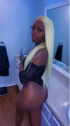 OnlyFans cuenta yazmenelove header 2
