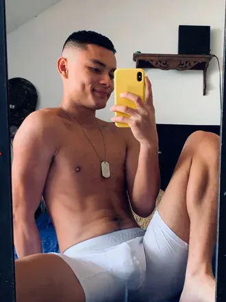 OnlyFans cuenta andres_g3011 avatar 1