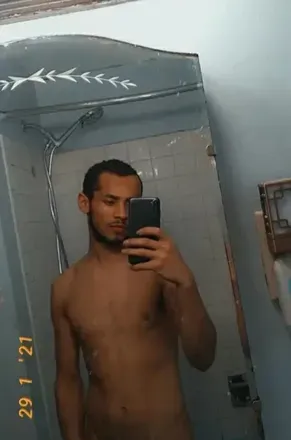 OnlyFans cuenta kinkyself header 2