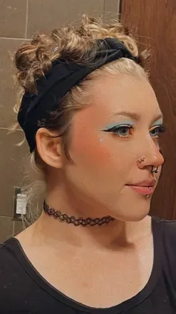 OnlyFans account  lindsayloo avatar 1