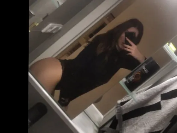 OnlyFans cuenta hottbunn header 2