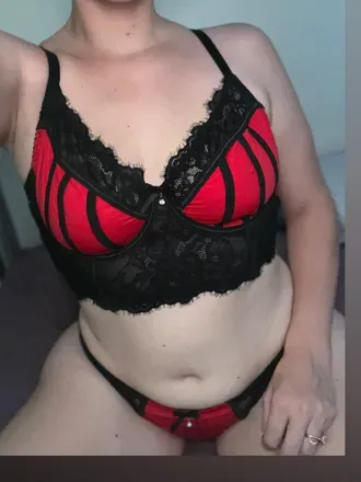 OnlyFans cuenta yourfavcouple0420 avatar 1