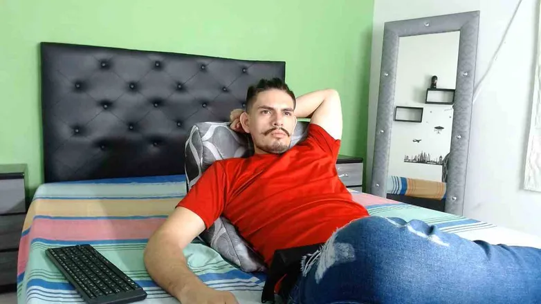 OnlyFans account  alberth13 header 2