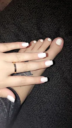 OnlyFans account  prettylittlenursefeet avatar 1
