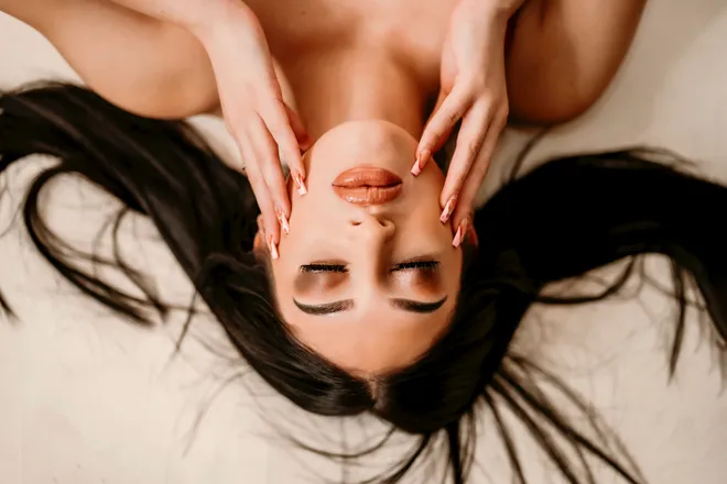 OnlyFans cuenta lucy_licious header 2