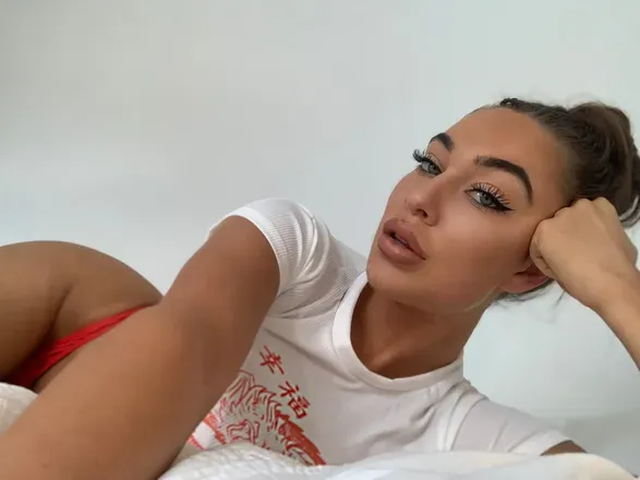 OnlyFans cuenta lacey-rose1 header 2