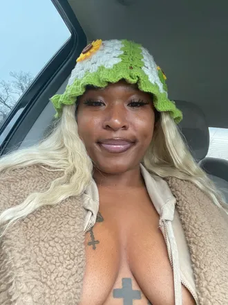 OnlyFans cuenta shesblasian previous_avatars_1 3