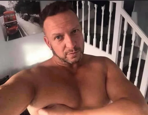 OnlyFans cuenta hotscottyy header 2