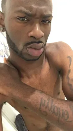 OnlyFans cuenta edrizzy94 avatar 1