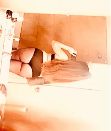 OnlyFans cuenta msnikki221 header 2