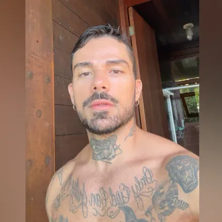 OnlyFans account  freenev avatar 1
