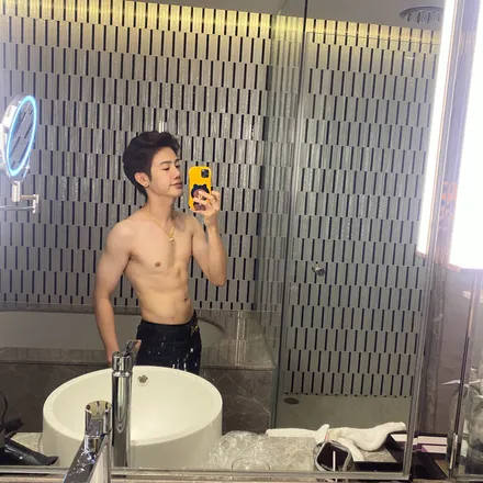 OnlyFans cuenta justcuteboy7 header 2