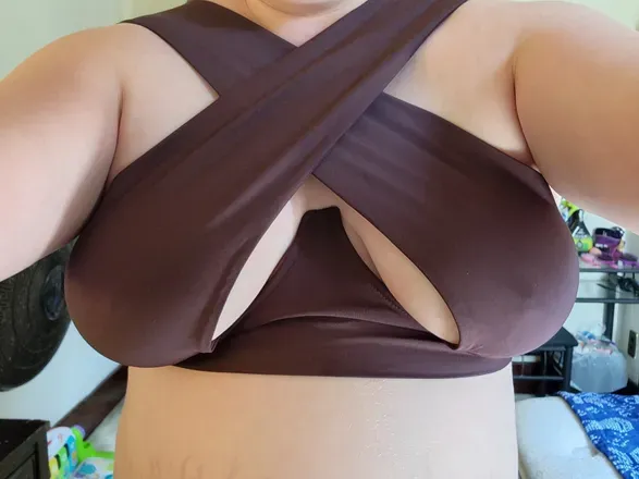 OnlyFans cuenta titty_mama header 2