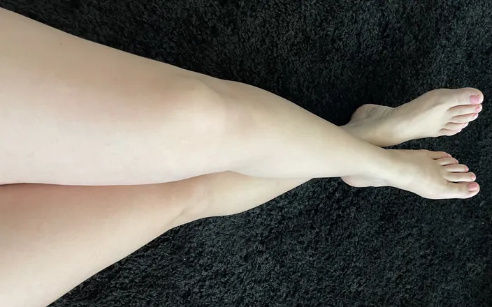OnlyFans cuenta juliiaa_h69 header 2