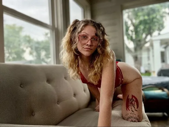 OnlyFans cuenta syxeyez header 2