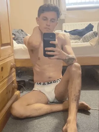 OnlyFans cuenta u229773241 header 2