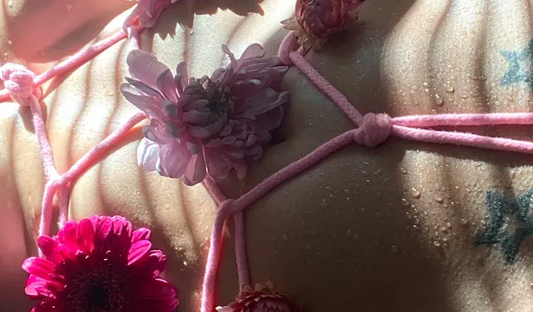 OnlyFans account  jadecreates header 2