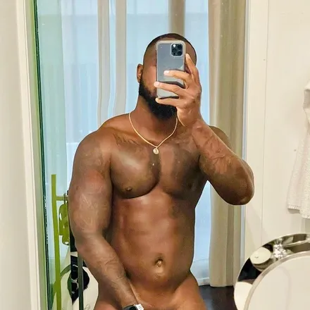 OnlyFans cuenta thedestroyerxo header 2
