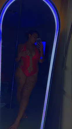 OnlyFans cuenta badassleeleeandnaj header 2