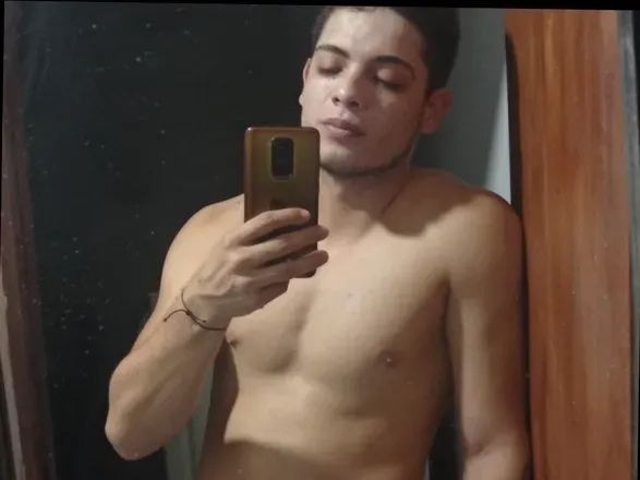 OnlyFans cuenta alejandrona11 avatar 1