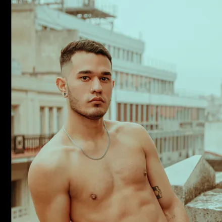 OnlyFans cuenta mattluiss header 2