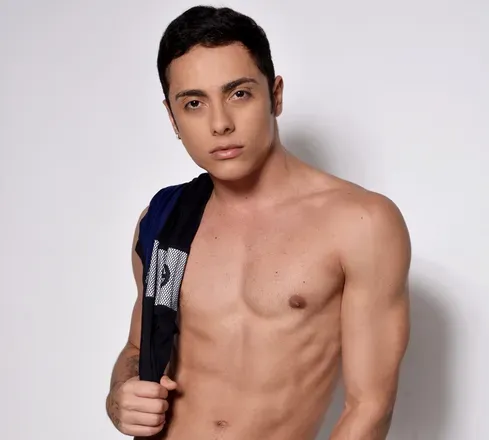OnlyFans account  uhujhrrrde avatar 1
