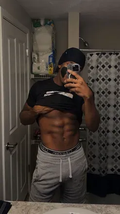 OnlyFans cuenta whotfareyouuu avatar 1