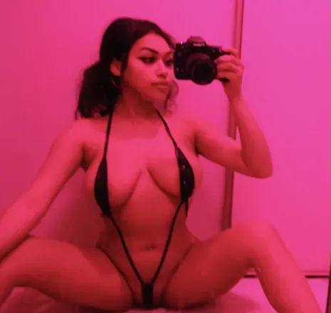 OnlyFans cuenta monicaxoxo2 avatar 1