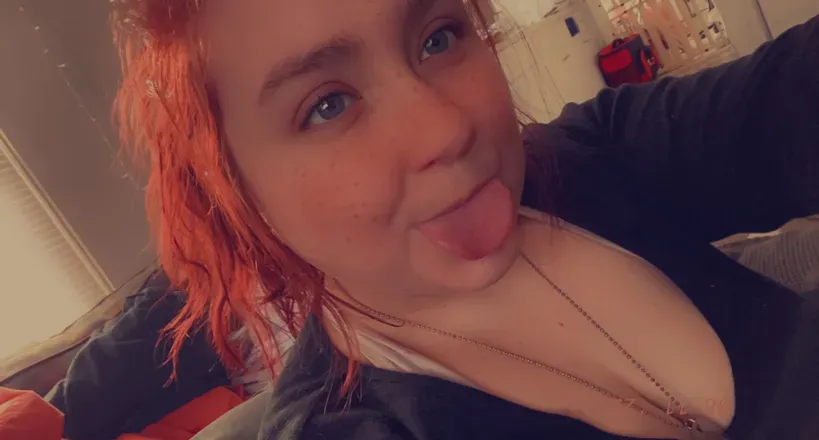 OnlyFans cuenta lilredhead48 avatar 1