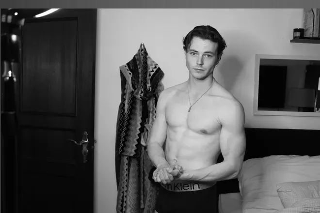 OnlyFans cuenta surfer2002sup header 2