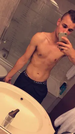 OnlyFans account  sam2403 avatar 1