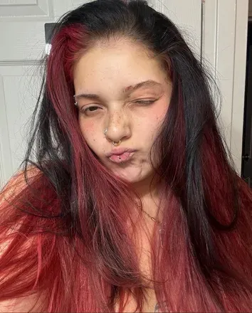 OnlyFans cuenta peachesrevenge avatar 1