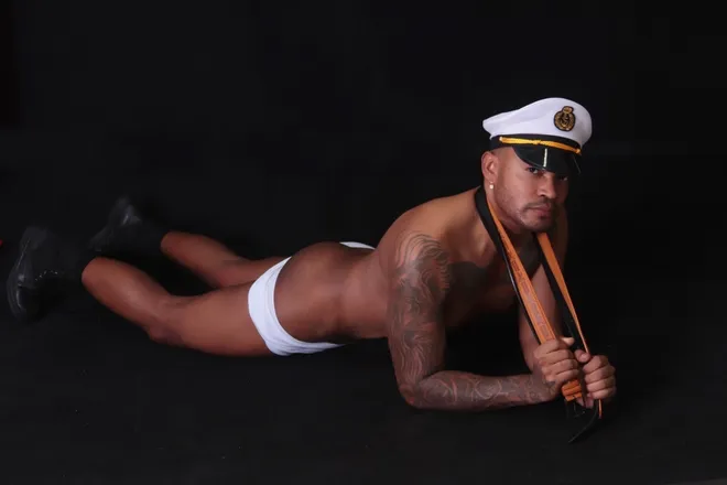 OnlyFans cuenta andrewr87895606 header 2