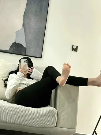 OnlyFans cuenta baby_feetcute header 2