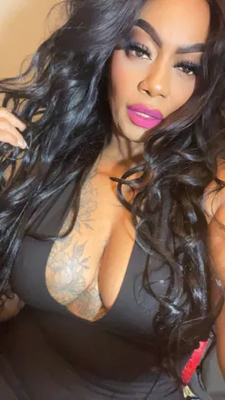 OnlyFans cuenta foxshique header 2