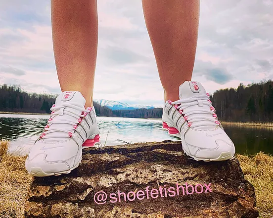 OnlyFans cuenta shoefetishbox header 2
