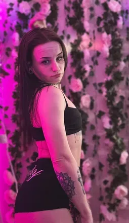 OnlyFans account  liawiaxoxo avatar 1