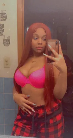 OnlyFans cuenta minnieleah header 2