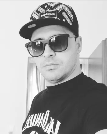OnlyFans cuenta u169992368 header 2