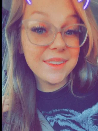 OnlyFans account  freckledmami avatar 1