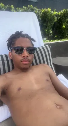 OnlyFans account  admiring.him avatar 1
