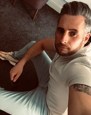 OnlyFans cuenta u231281562 header 2