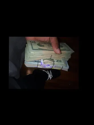 OnlyFans cuenta emoneythehustler header 2