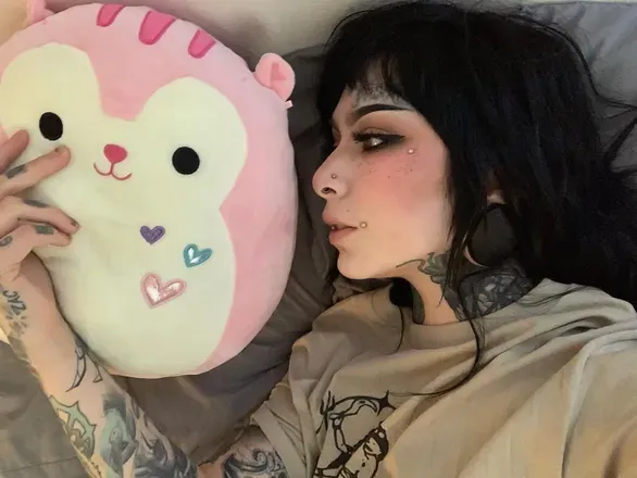 OnlyFans cuenta skyerosexoxo header 2