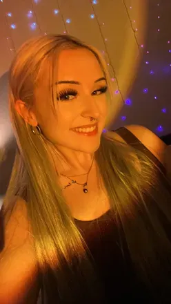 OnlyFans account  halostar avatar 1