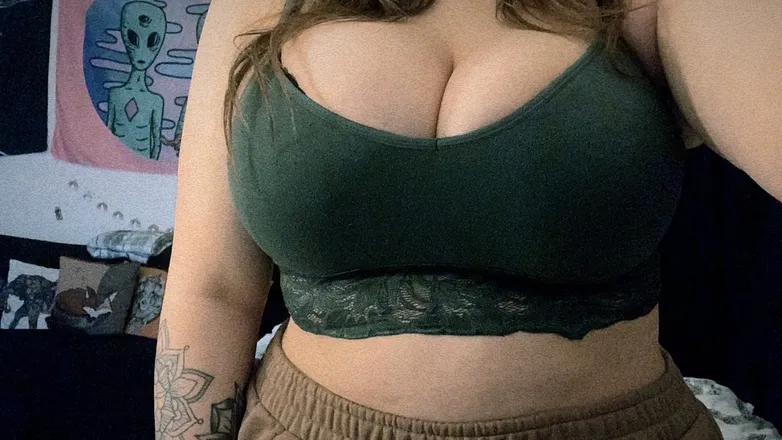 OnlyFans cuenta tittiesontap99 header 2