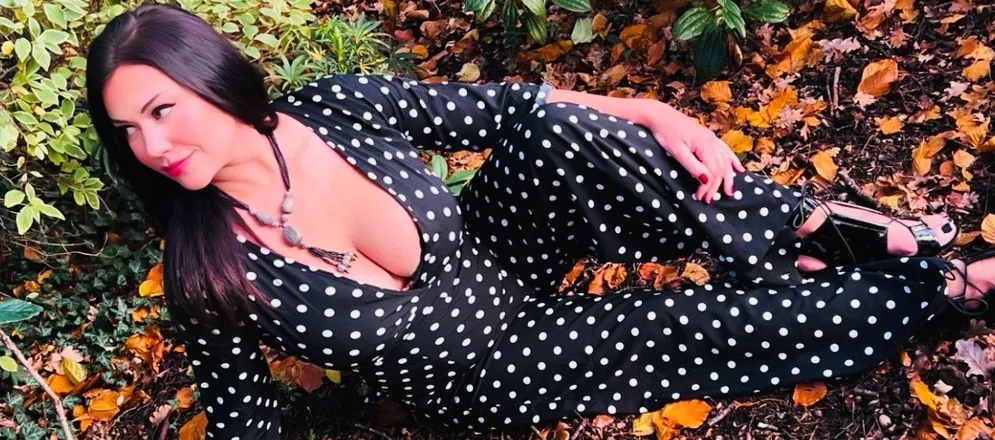 OnlyFans account  mslisaappleton header 2