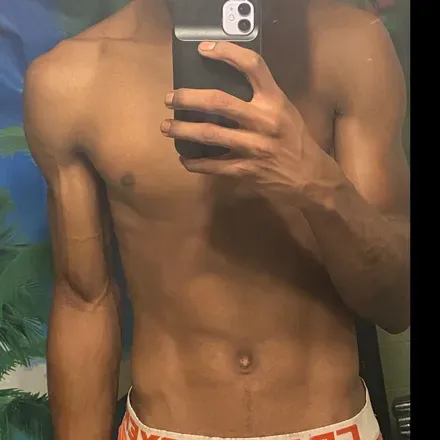 OnlyFans cuenta iluvherthroat avatar 1