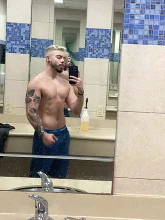 OnlyFans cuenta camiloroyalee avatar 1