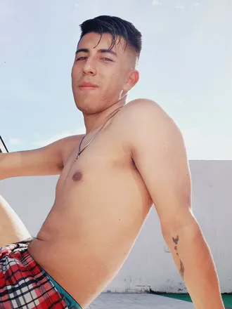 OnlyFans cuenta alejandro_campos header 2